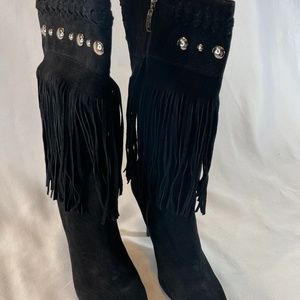 Guess black suede boots with fringe And bling bling….
